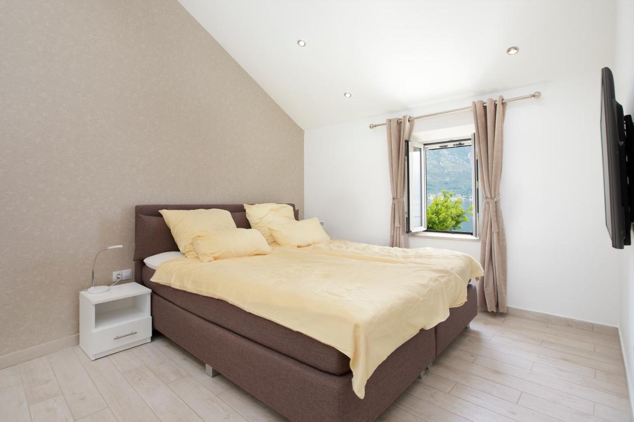 Apartments D&V コトル エクステリア 写真