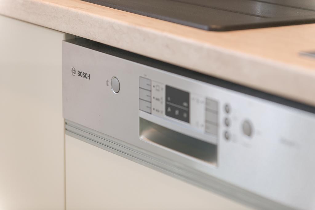 Apartments D&V コトル エクステリア 写真